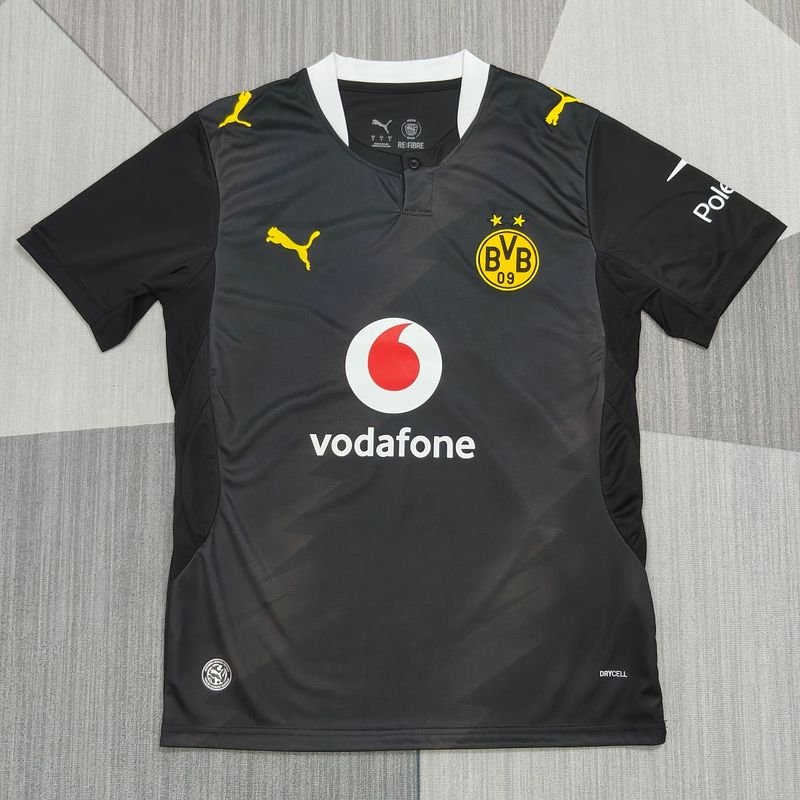 26/27 Borussia Dortmund Visitante
